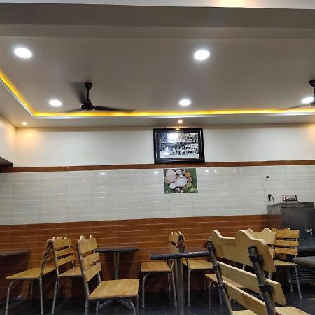 Shri Vasant Lodge Hubli Eksteriør billede